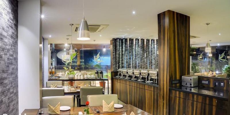 Hotel Celestiial , Candolim Bagian luar foto
