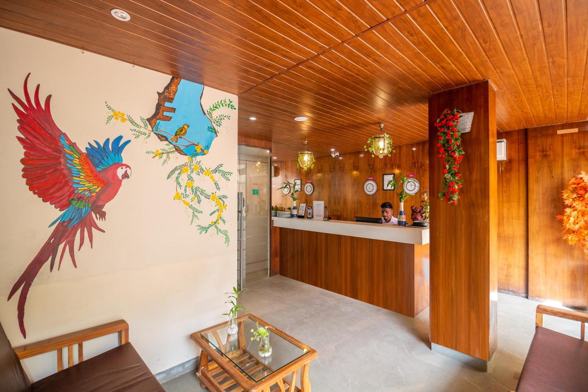 Hotel Celestiial , Candolim Bagian luar foto
