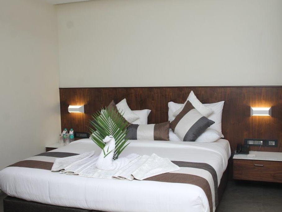 Hotel Celestiial , Candolim Bagian luar foto