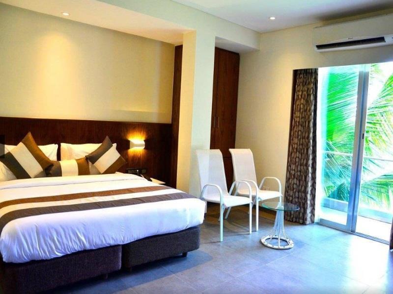 Hotel Celestiial , Candolim Bagian luar foto
