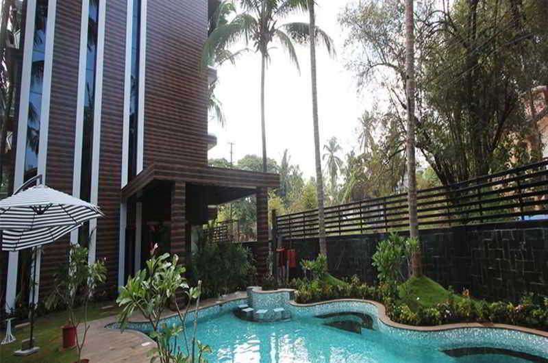 Hotel Celestiial , Candolim Bagian luar foto