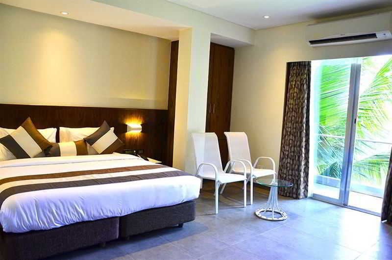 Hotel Celestiial , Candolim Bagian luar foto